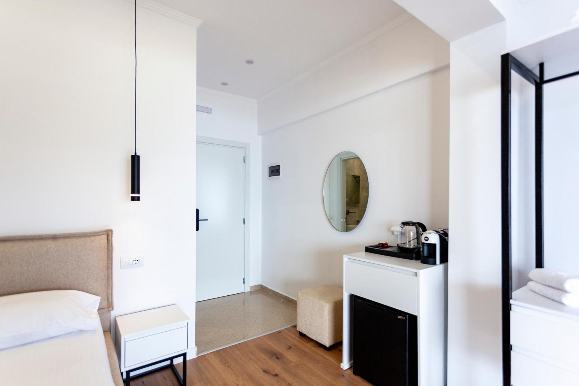 Ionio Rooms Химара Экстерьер фото
